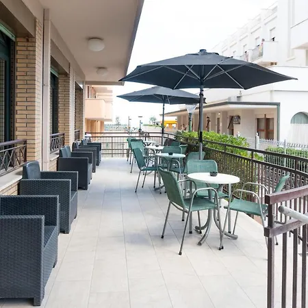 Hotel Martinez