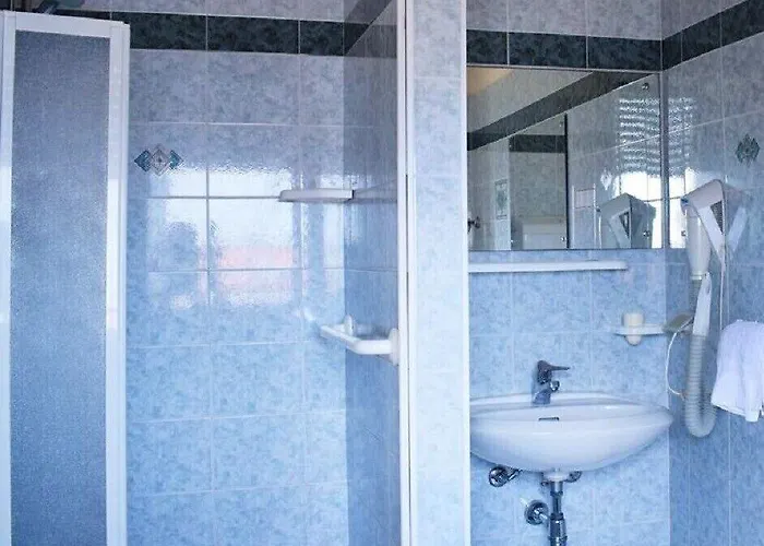 Martinez 3* Беллария-Иджеа-Марина