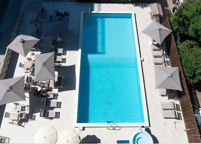 Martinez Hotel 3*