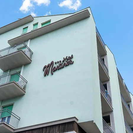 Martinez 3* Μπελάρια-Ιτζέα Μαρίνα